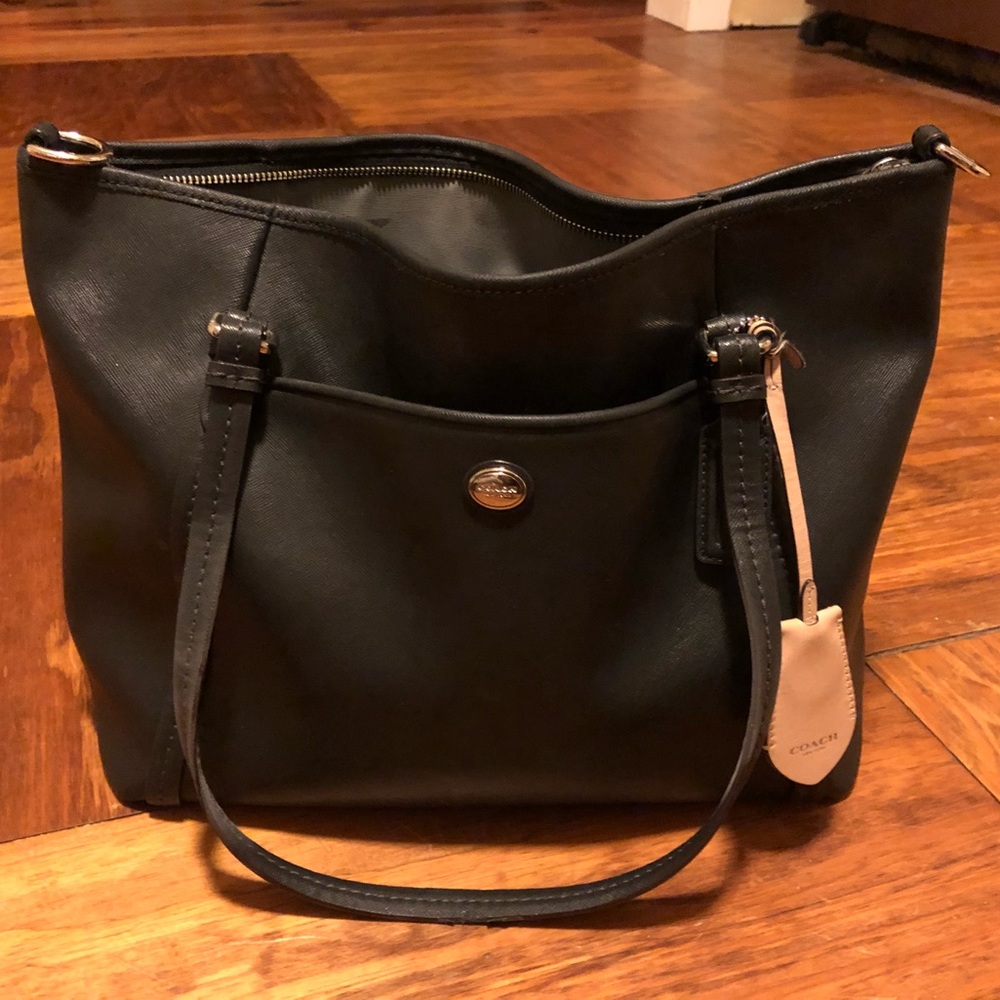 Genuine Coach Tote ~ Black